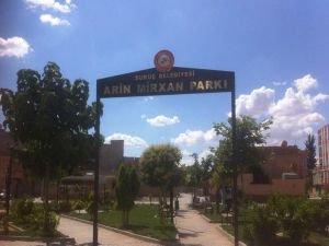 Tepki çeken tabela kaldırıldı