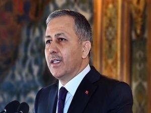 Ali Yerlikaya: 9 çalışanın toprak altında kaldığını düşünüyoruz