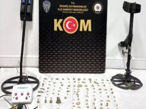 İzmir'de tarihi eser operasyonu