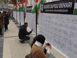 Batman halkından 'Kudüs Duygu Duvarı'na yoğun ilgi