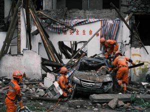 Çin'deki depremde ölü sayısı 113'e yükseldi