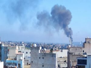 Kamışlı'dan yükselen dumanlar Nusaybin'den görüldü