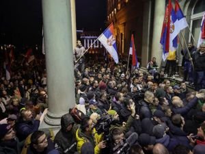 Sırbistan'da seçim protestosu 9. gününde