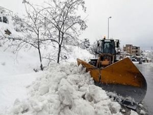 Hakkari'de kar kalınlığı 1 metreyi aştı