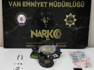 Van'da "torbacı" operasyonu: 19 gözaltı