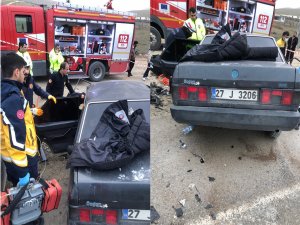 Şanlıurfa'da 2 otomobil çarpıştı: 1 ölü, 2 yaralı