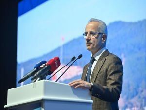 Bakan Uraloğlu: Türkiye Telekomünikasyon’un merkezi olacak