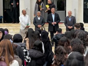 Belediye Başkan Adayı Ramanlı’dan ulaşım sıkıntısı çeken okullara ziyaret