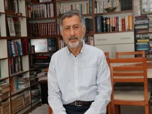 Emekli Albay Ay: 1492'de 100 bin civarında Yahudi'nin Osmanlı'ya getirilmesi darbelerin temelini oluşturdu