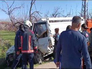 Malatya'da 2 araç çarpıştı: 3 yaralı