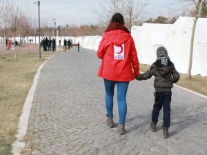 Kızılay yetimlerin ihtiyaçlarını Ramazan'da da karşılıyor