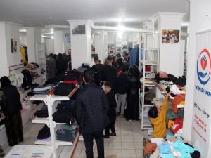 Yetimler Vakfı Diyarbakır'da yüzlerce çocuk giydirdi