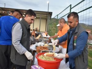 Avrupa Yetim Eli Makedonya'da İftar programı düzenledi