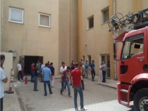 Kozluk devlet hastanesinde çıkan yangın paniğe neden oldu