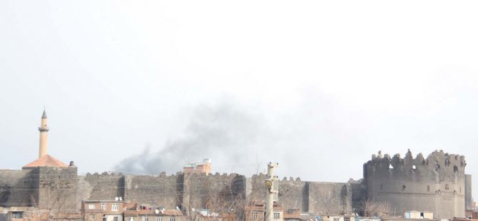 Sur'da çatışma dumanlar yükseliyor