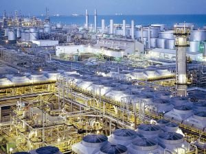 Suudi Aramco 10 milyar dolar değerinde hisse satmayı planlıyor