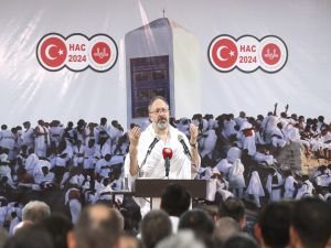 Diyanet İşleri Başkanı Erbaş’tan vakfe duası