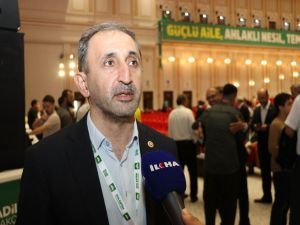 Demir: Türkiye'deki siyaset kurumunun kullandığı dil tek kelimeyle bir musibet