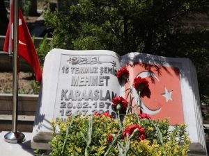 HÜDA PAR'lı Mehmet Karaaslan sevenleri tarafından dualarla anıldı