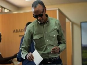 Ruanda'da Devlet Başkanı Paul Kagame yeniden seçildi