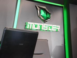 Monster Notebook Gözünü Kıbrıs'a Çevirdi