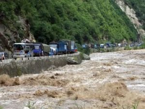 Çin'deki sağanak yağışlar nedeniyle 5 kişi hayatını kaybetti