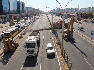 Şanlıurfa Bulvarı'nda trafik çileye dönüştü