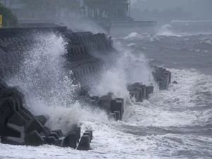 Japonya’yı Shanshan Tayfunu vurdu: 6 ölü, 110 yaralı