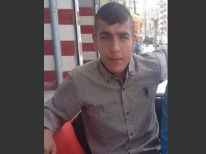 Bir genç sokak ortasında vurularak hayatını kaybetti