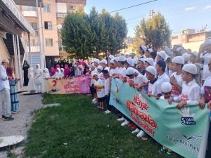 İzmir’de “Hayat Namazla Güzeldir” etkinliği düzenlendi