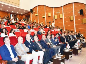 Harran Üniversitesi’nde "Nar Üreticileri Buluşması" gerçekleştirildi