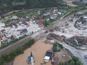 Bosna Hersek'te sel felaketi: 22 ölü, 6 kayıp