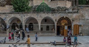 Balıklıgöl Yerleşkesi'ndeki Hazreti İbrahim'in makamı yenilendi