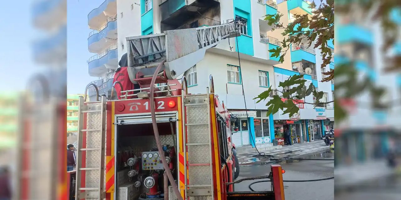 Yangından ikinci kattan atlayarak kurtuldular