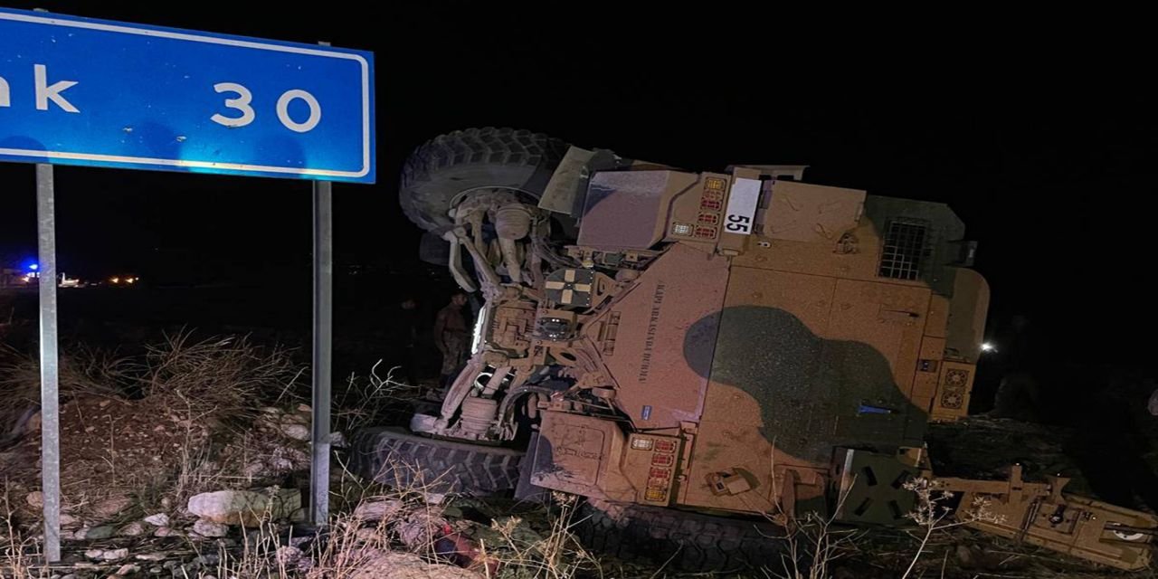 Şırnak'ta askeri araç devrildi: 10 yaralı