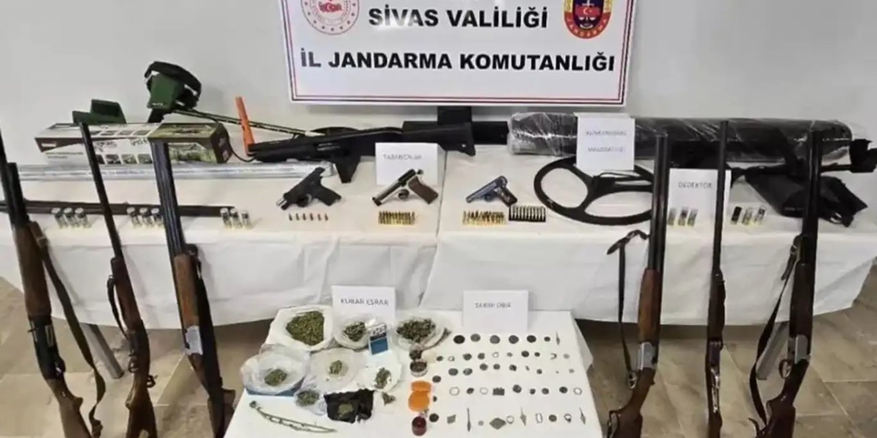 Sivas'ta uyuşturucu operasyonu: 7 gözaltı