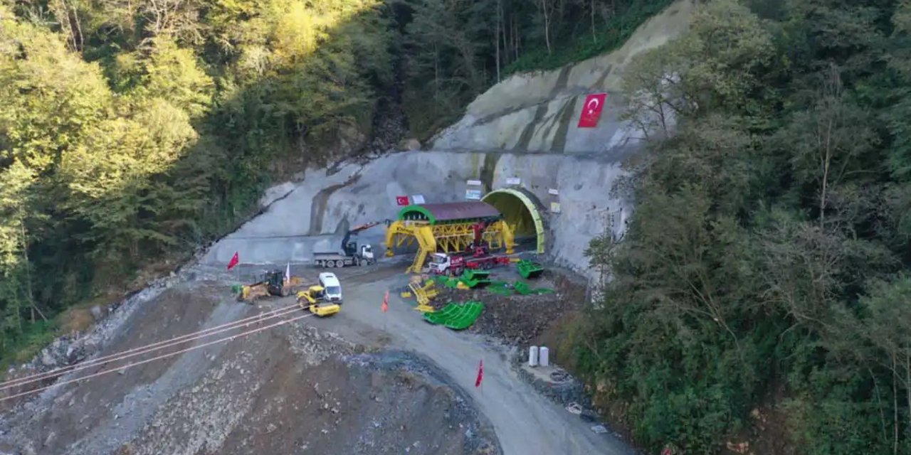 Çamlıhemşin Tüneli’nde ışık göründü