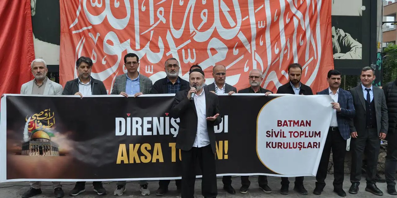 Batman'da binlerce kişi Filistin'deki İslami direnişe destek için toplandı