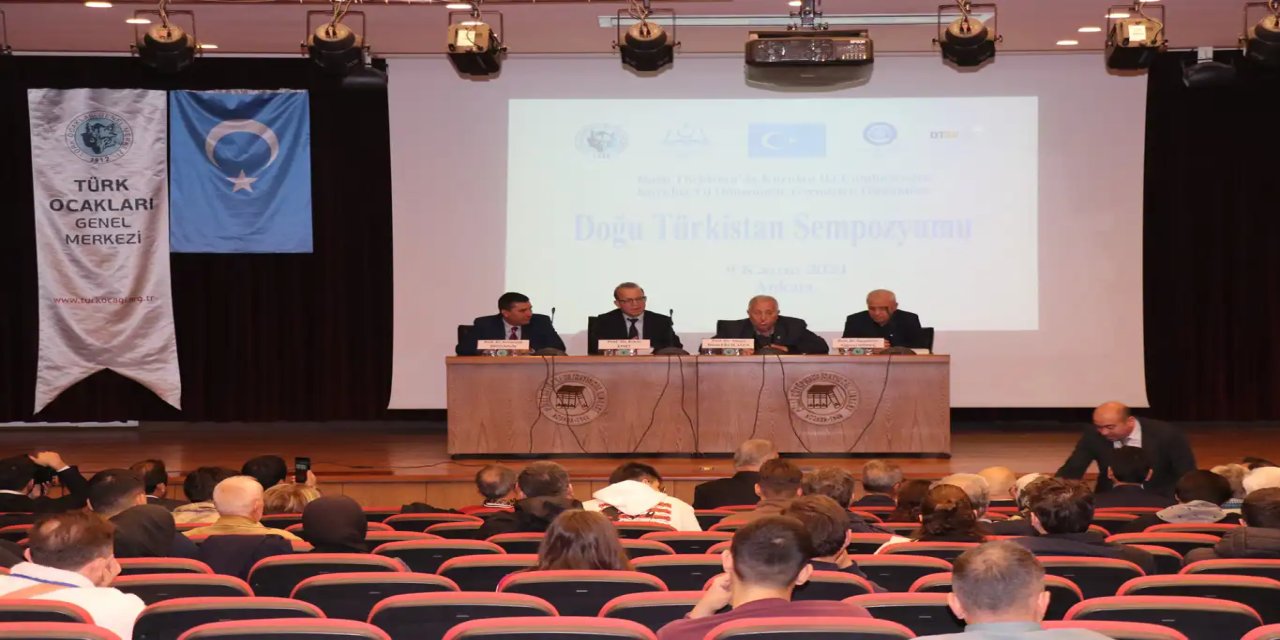 Ankara'da 'Doğu Türkistan Sempozyumu' düzenlendi