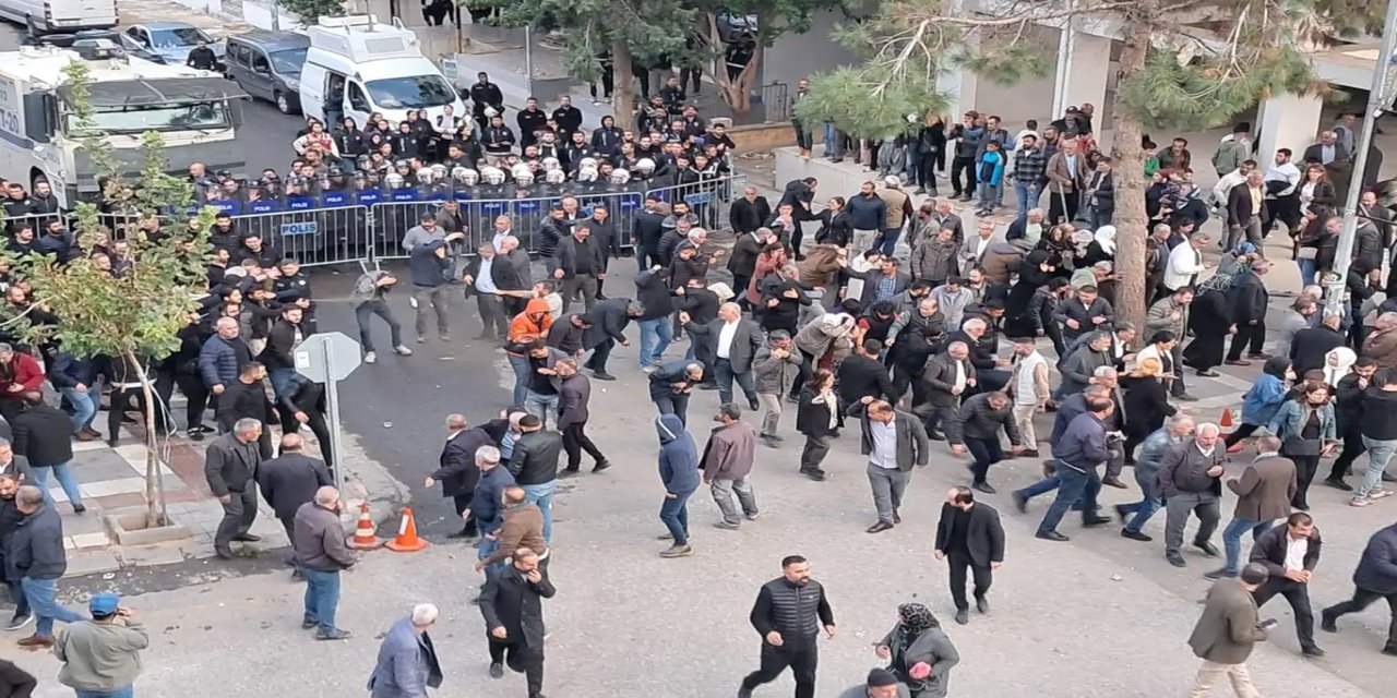 Halfeti'de kayyum protestosunda 10 kişi tutuklandı