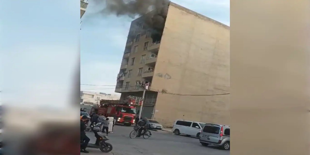 Buzdolabından çıkan yangın evde büyük hasara yol açtı