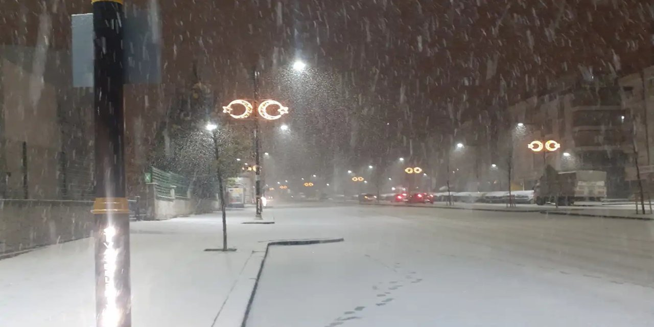 Karadeniz Bölgesi için yoğun kar ve sağanak uyarısı