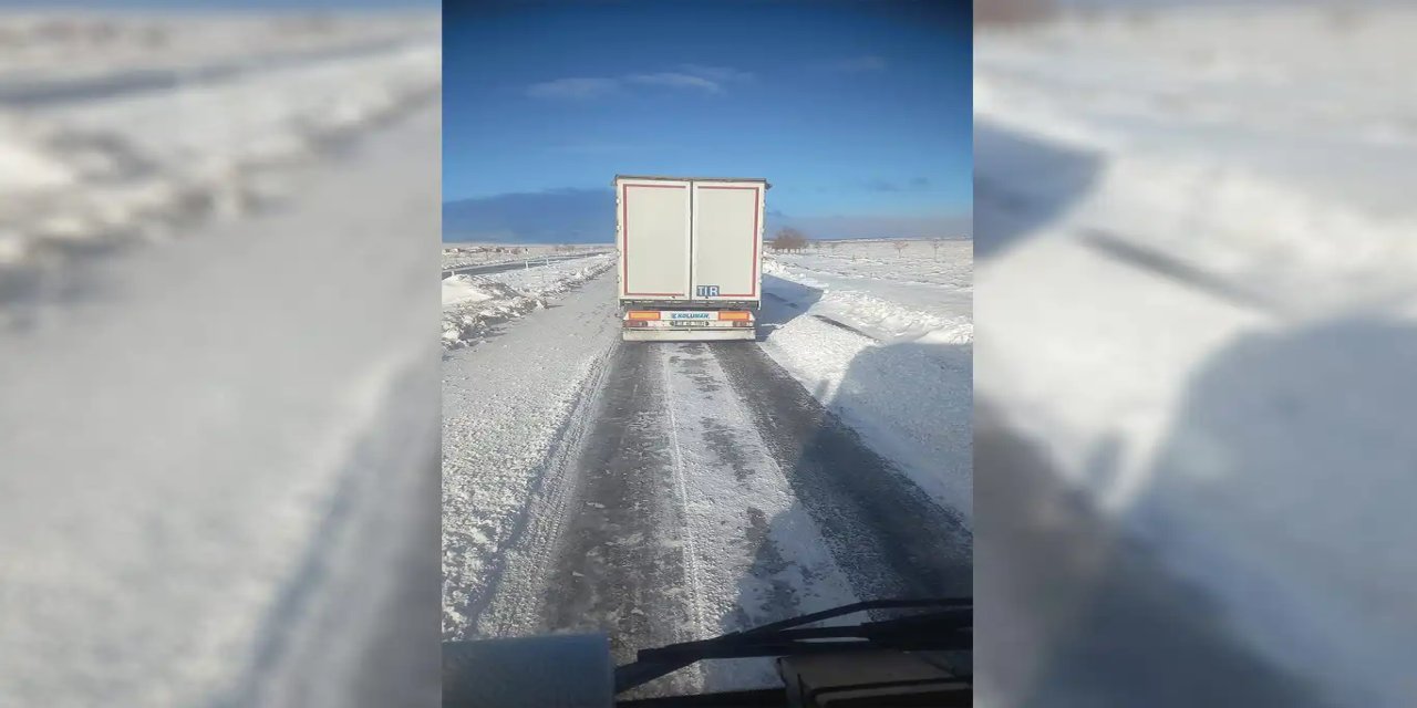 Konya'da kar yağışı ve tipi ulaşımı aksattı