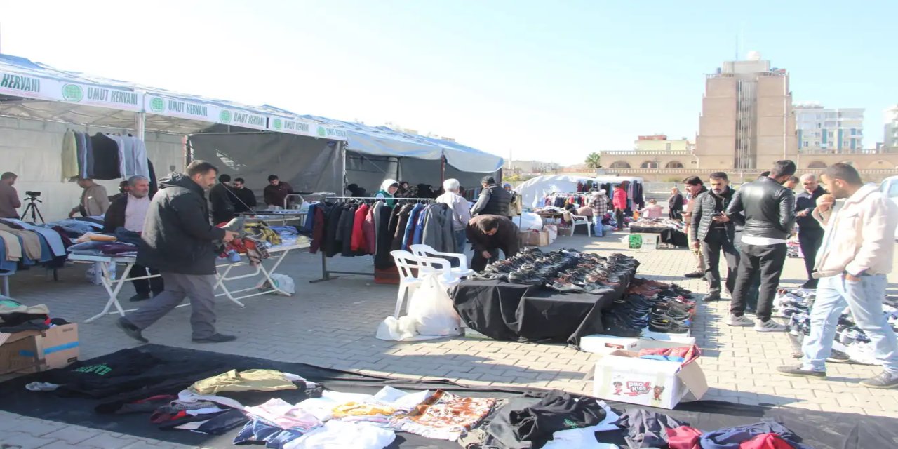 Mardin’de yetim ve muhtaçlar yararına kermes düzenliyor