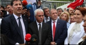 MHP'li muhalifler bir otelde bir araya geldi!