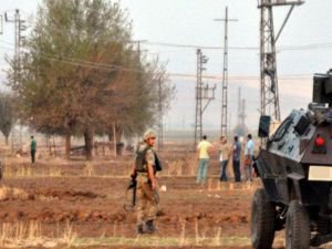 İş makineleri Silopi'ye ulaştı