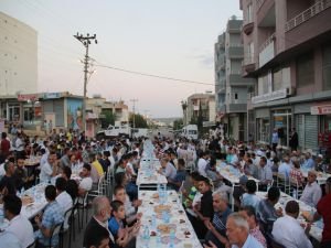 HÜDA PAR'dan Dargeçit'te halka açık iftar yemeği