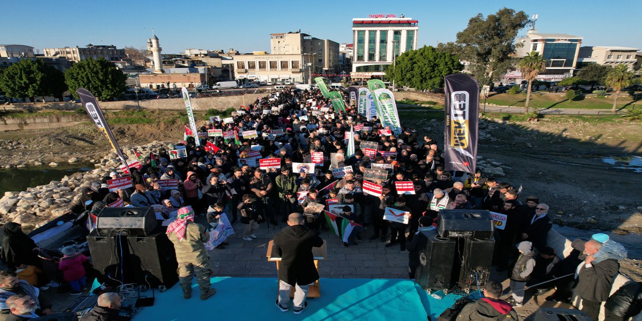 Adana'da yılın ilk sabahında "Gazze Buluşması"