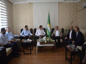 Yapıcıoğlu memleketin'de bayram tebriklerini kabul etti