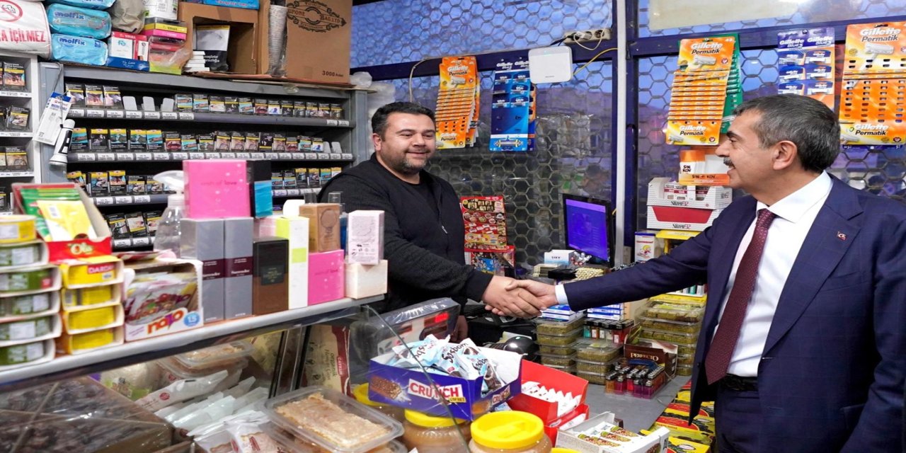Bakan Tekin'den boykot tepkisi